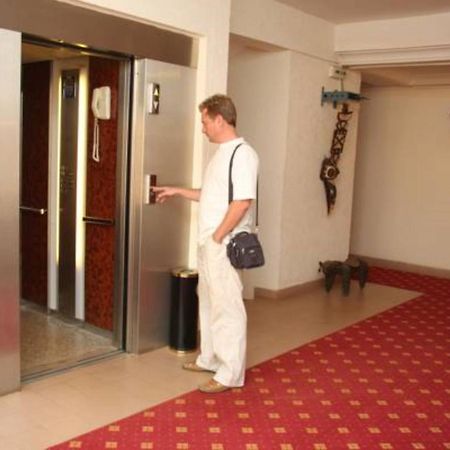 Hotel Splendid ワガドゥグー エクステリア 写真