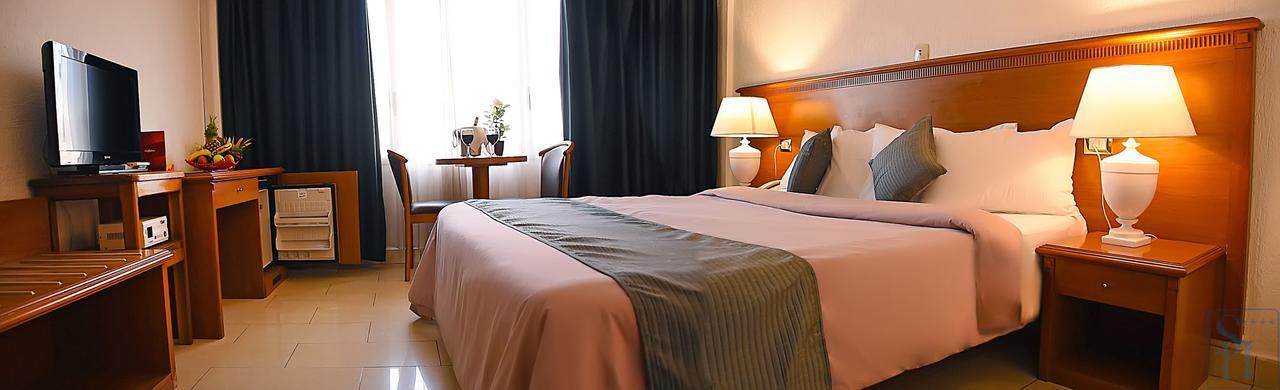 Hotel Splendid ワガドゥグー エクステリア 写真